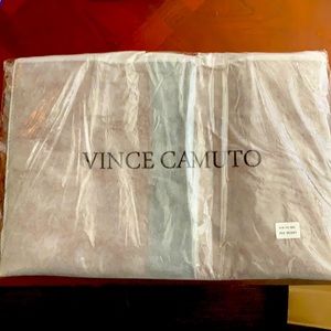 Vince Canute Red Dessert Tote